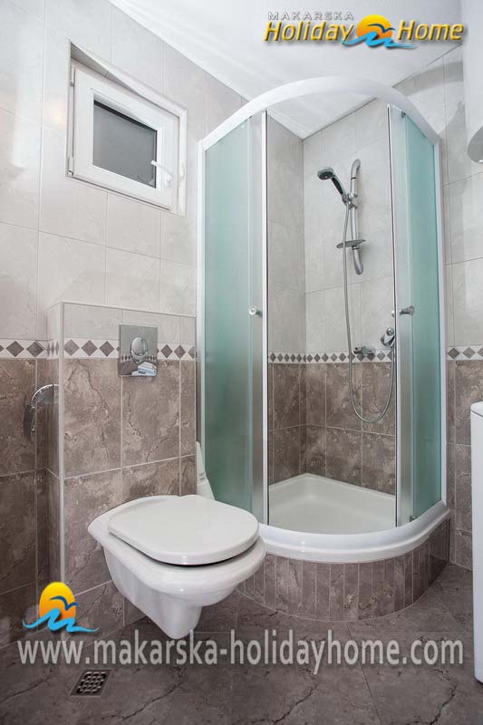  Apartmani uz more Makarska za 4 osobe - Apartman Buba A2