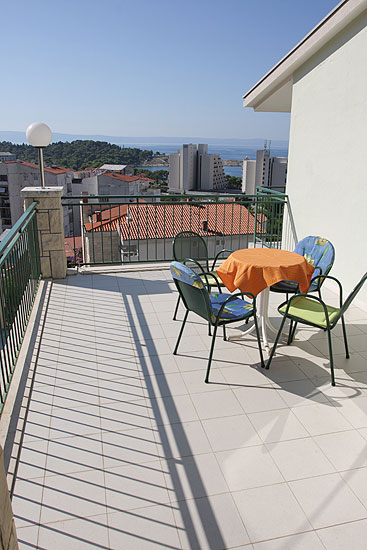 Iznajmljivanje apartmana u Makarskoj-Apartman za 7 osoba